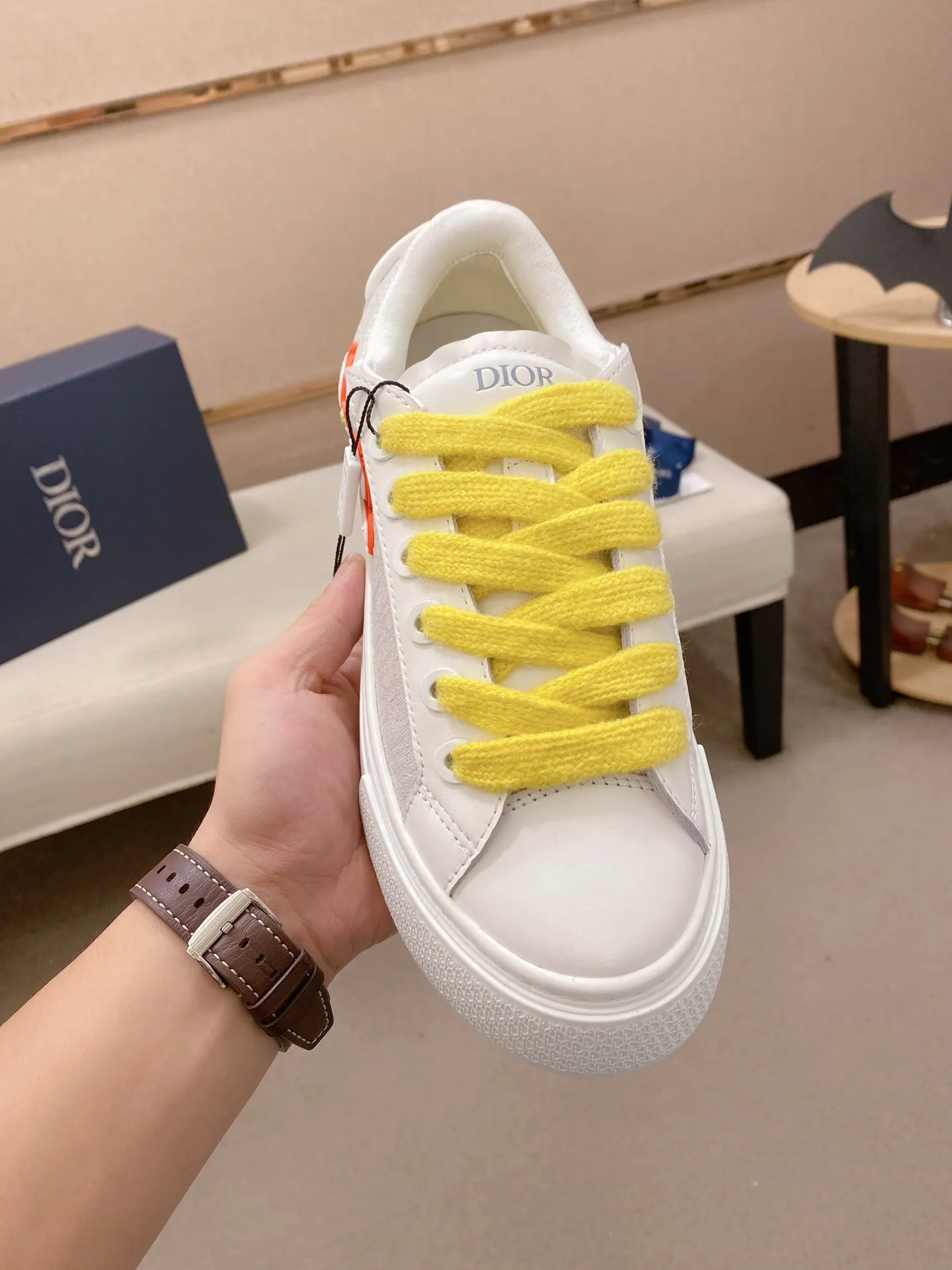 Factory price: 300 Men's shoes 💰[Dior·Dior] Top 🔍Couple style 💏🔍New casual sports style couple shoes, new four-season design, perfect workmanship, lace-up lazy style to create cabinet quality, upper: imported first-layer cowhide, sheepskin lining is soft and comfortable, ultra-light TPU wear-resistant outsole, simple, versatile fashion men's shoes, excellent color code number 35--44